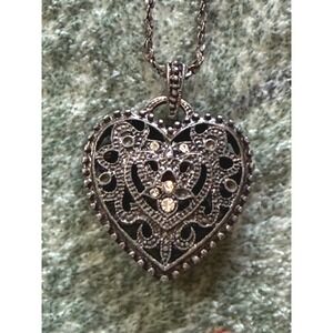 Vintage Style Filigree Heart Pendant Necklace Antiqued Silver Tone Rhinestone
